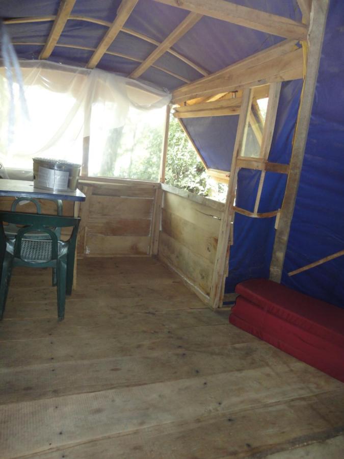 Air Naturel De Camping Moulin De Malesse Tipi Saint-Privat  Exterior foto